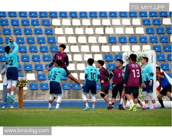 女子足球杯激战正酣各国球队争夺荣耀展现女性力量与团结精神